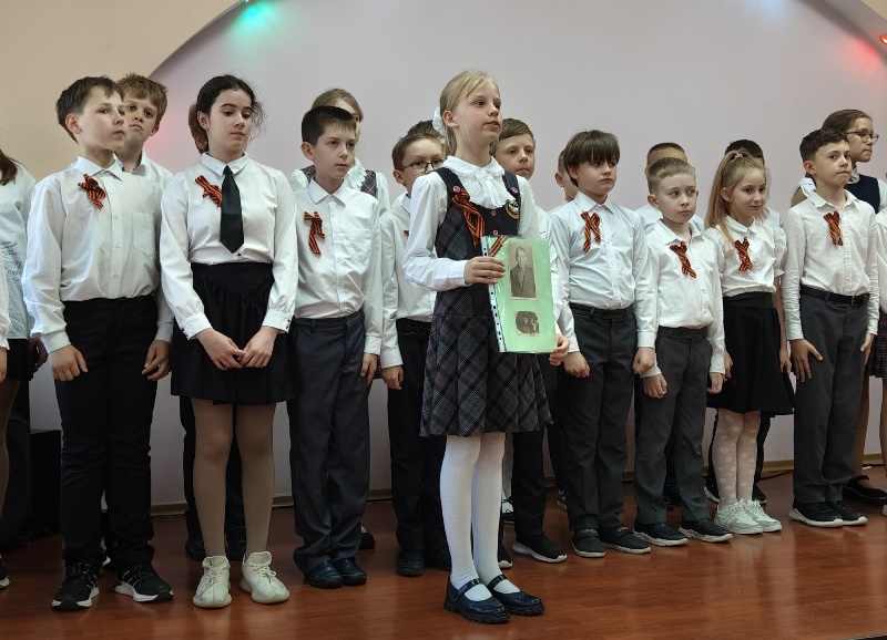 Фестиваль &amp;quot;Тех дней не смолкнет слава&amp;quot; в начальной школе.