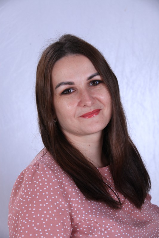 Кушнир  Ирина Артуровна.